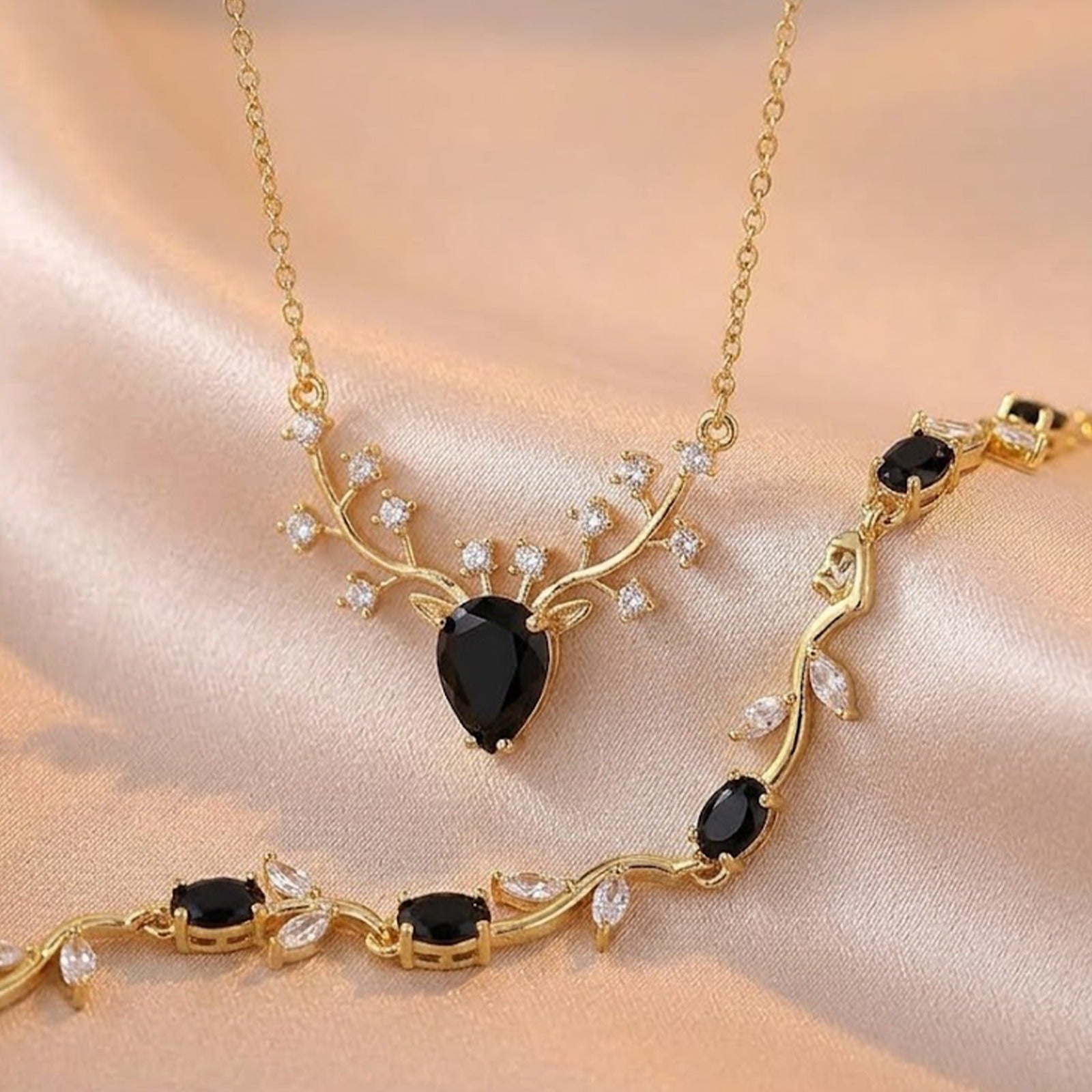 Golden Deer Antler Onyx Set