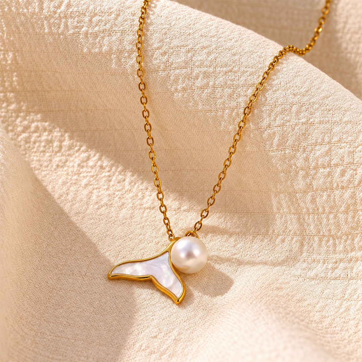 Pearl Mermaid Tail Necklace