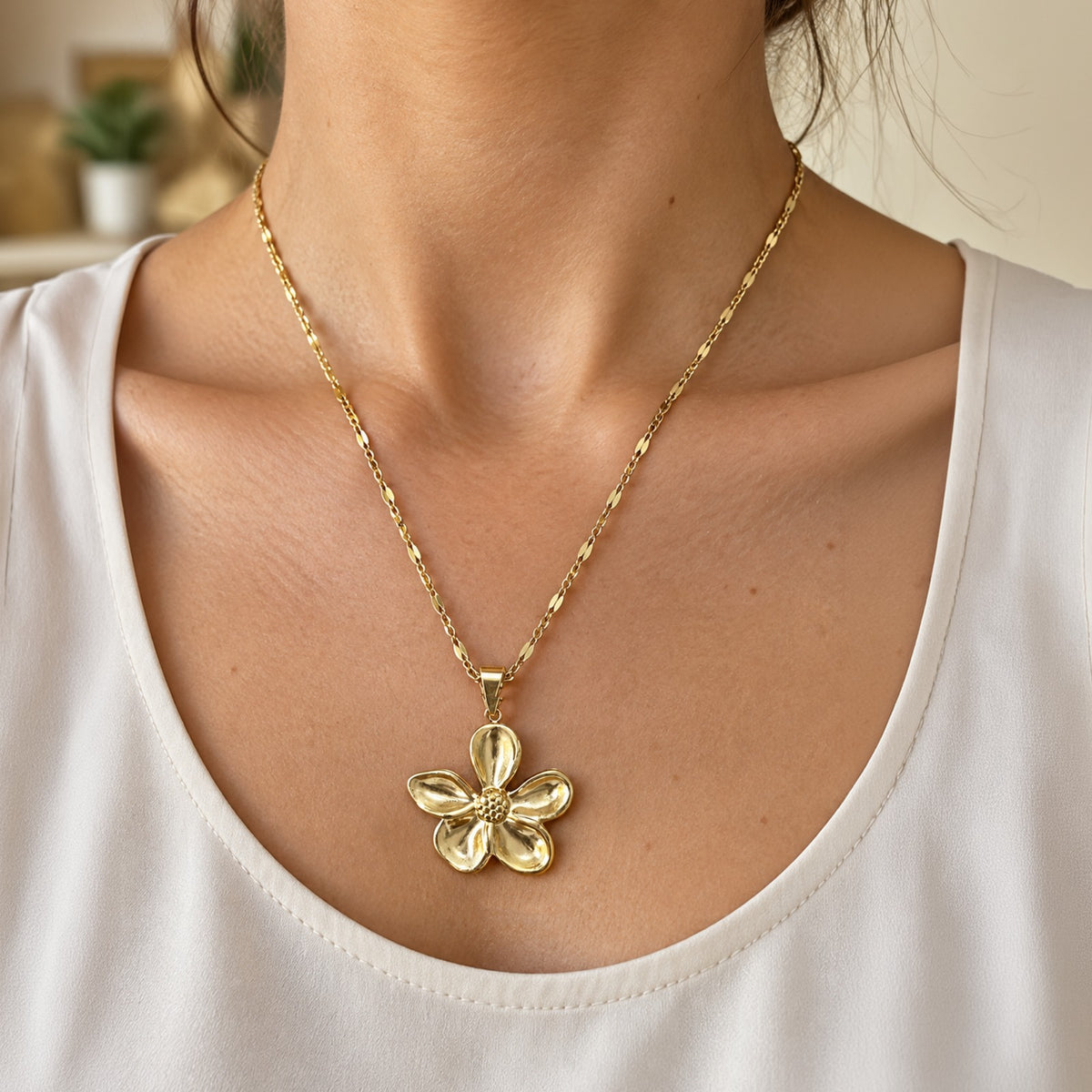 Golden flower Necklace