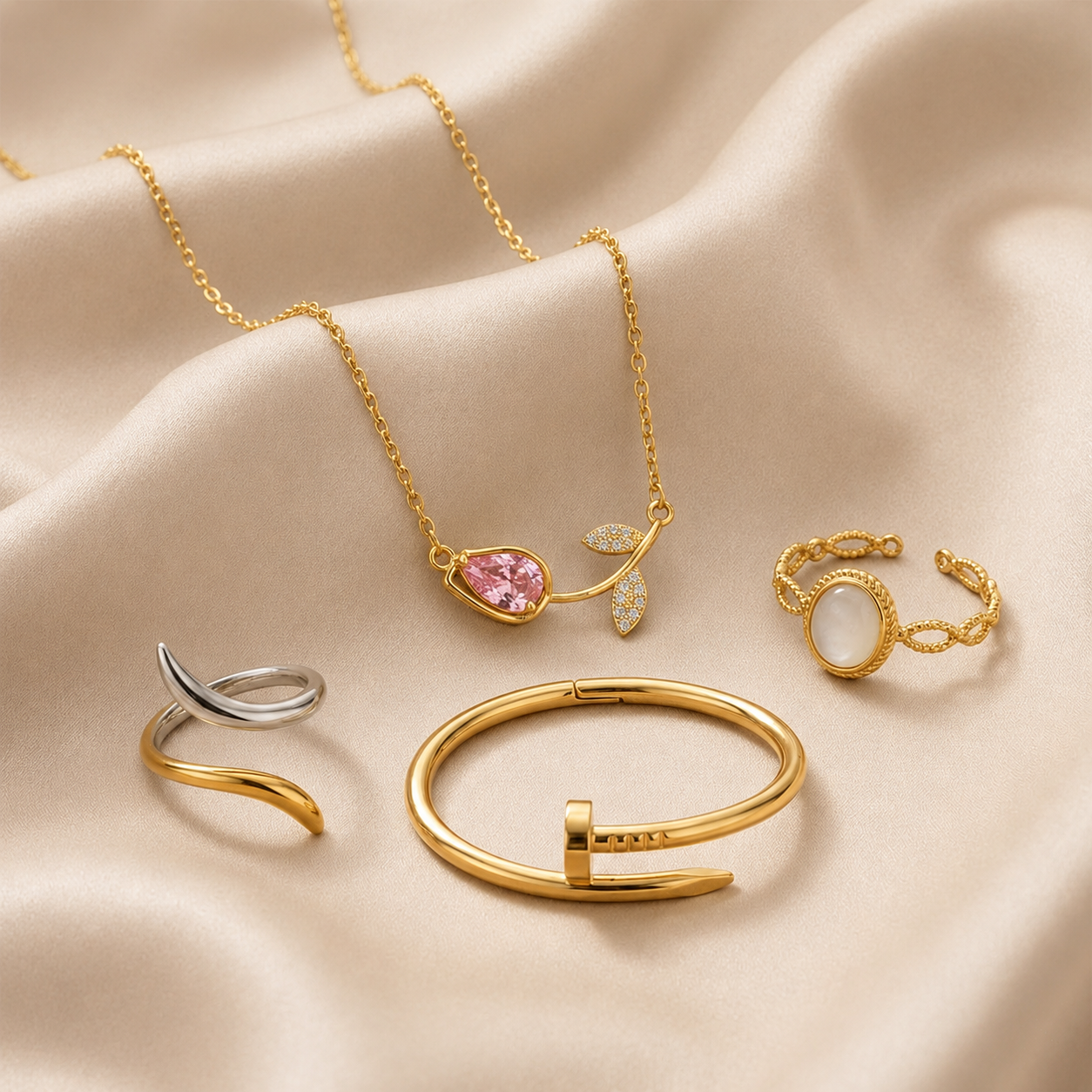 Nefert Golden Set (4 Pcs)