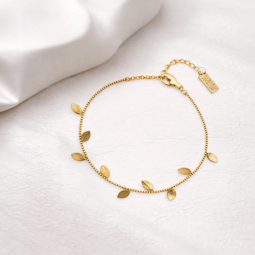 Classy Golden Leaves.